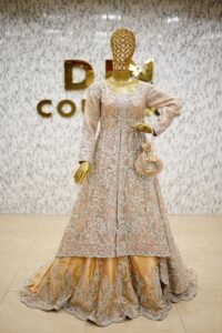 Zarnigar Tail Lehenga