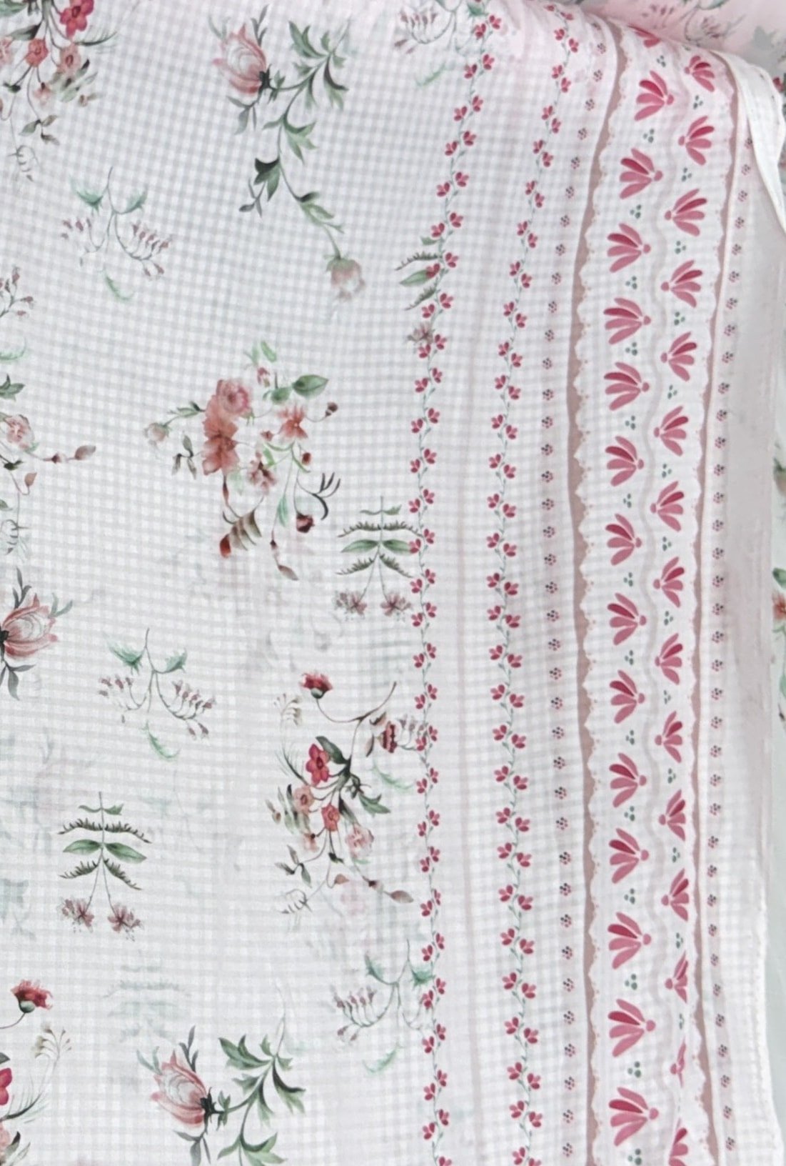 Real Dupatta Close-up
