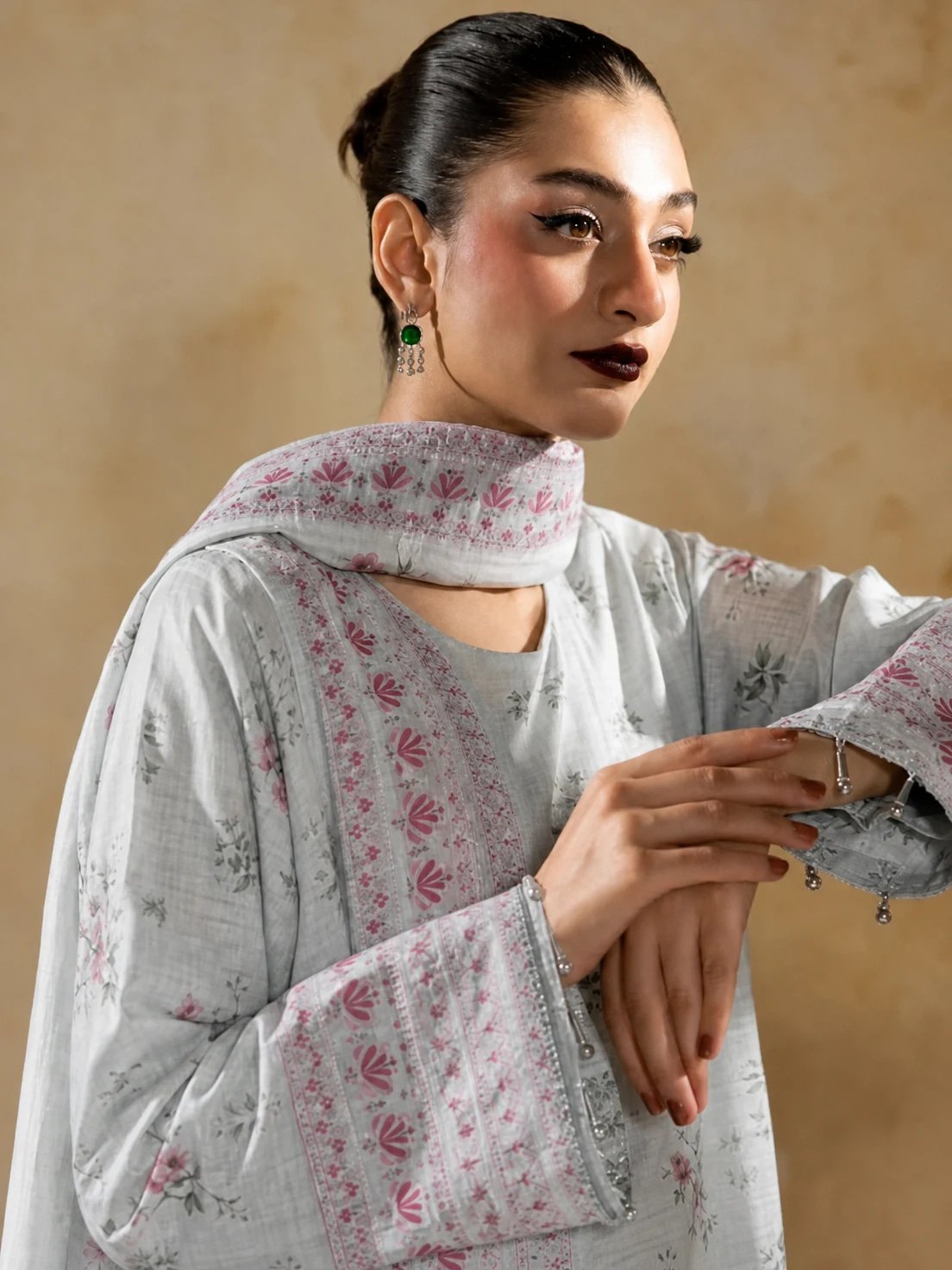 Pose 4 — Seated Editorial